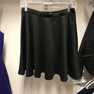 Francesca Skirt with button accents