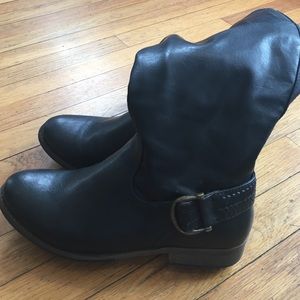 Bass rider black boots