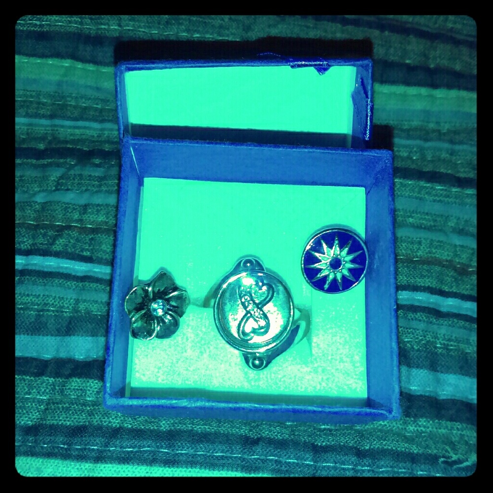 Azuli Skye interchangeable ring & pendant