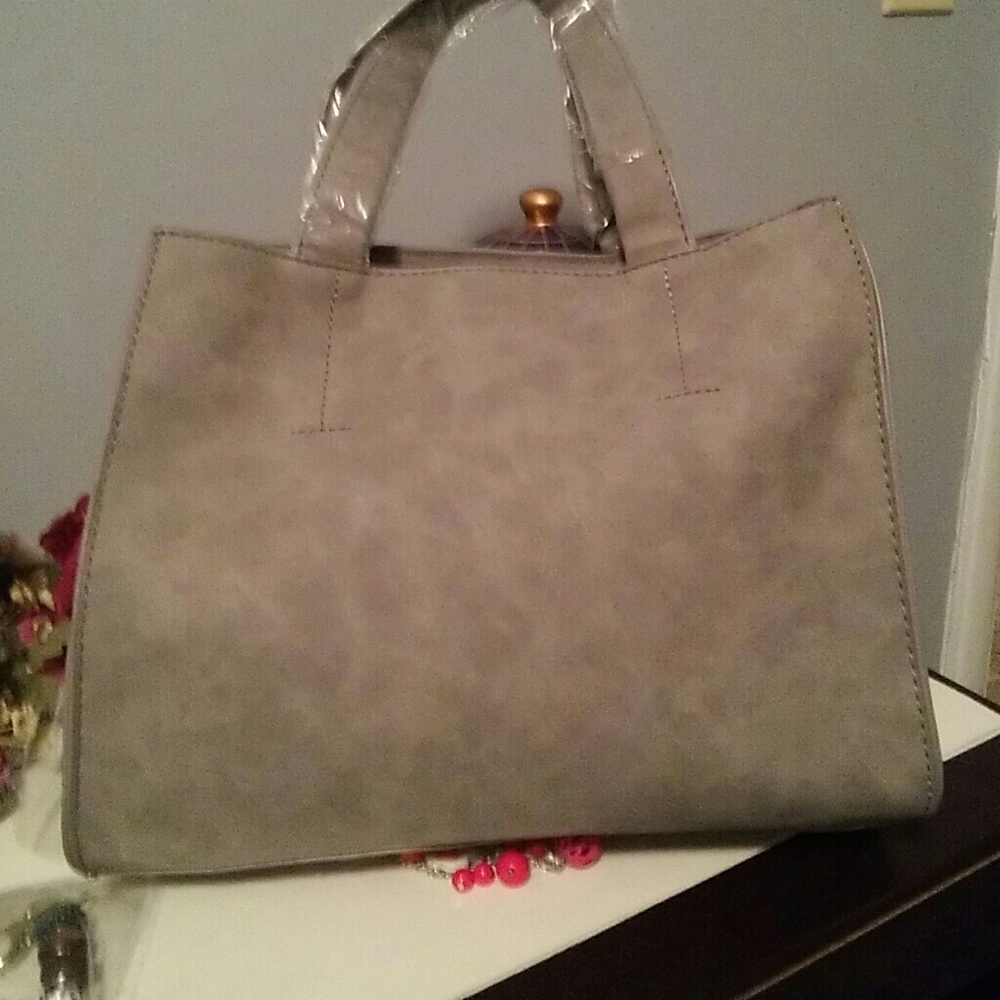 LAST ONE💜Hp 2×LEATHER BOW BAG - Picture 6 of 7