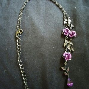 Black and purple rose necklace
