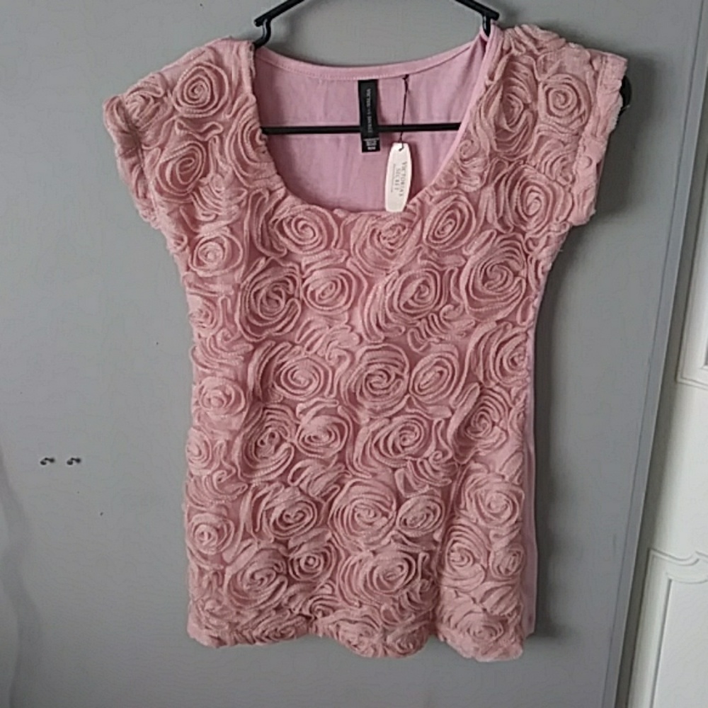 VS Beautiful Rose embroidered short sleeve
