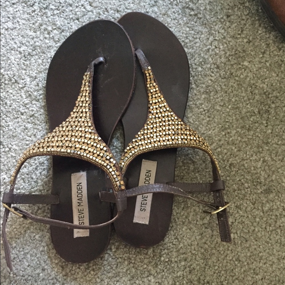 Steve Madden headed sandals