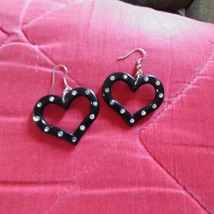 Black heart with rhinestone earring set