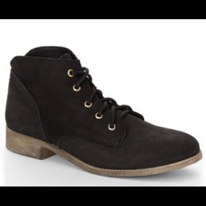 Steve Madden Rubin lace up bootie