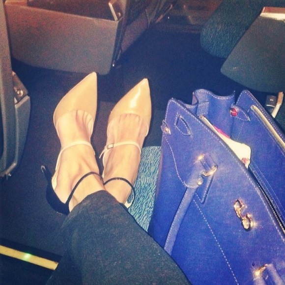 Meet your Posher, RACHEL - Picture 2 of 3