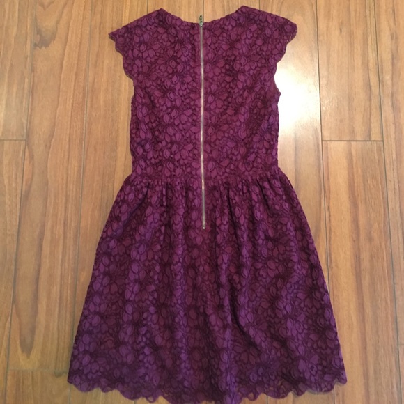Belgravia Plum Lace Talula Dress - Picture 4 of 4