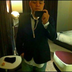 Meet your Posher, Aaron