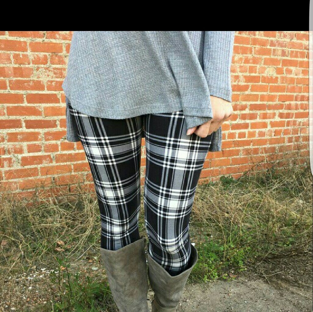 Plaid knit leggings