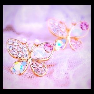 ‼️✨ 1 lot = 3 Pairs of Small Gold Butterfly Studs