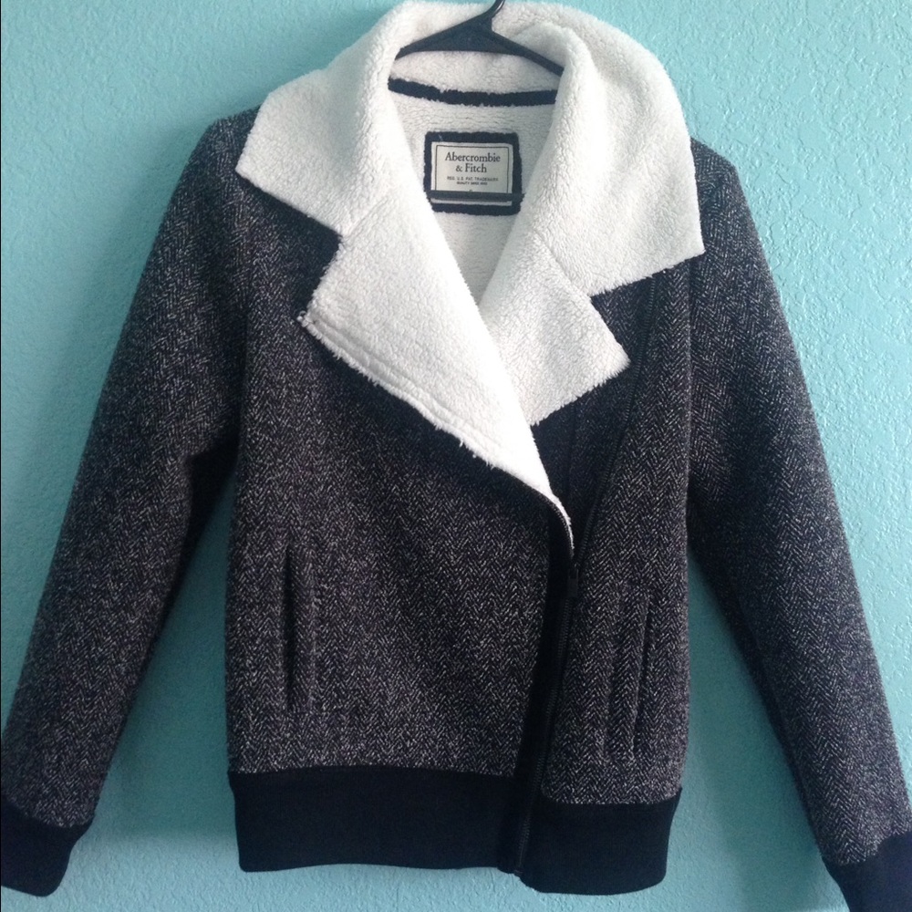 Abercrombie & Fitch Coat