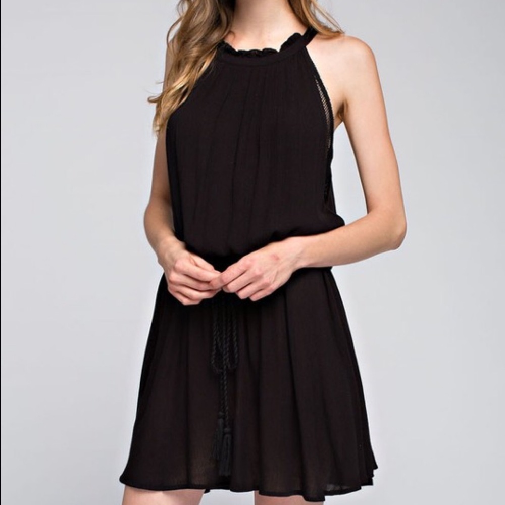 🥂 Modern Black Netting Dress 🌟 - Picture 2 of 6