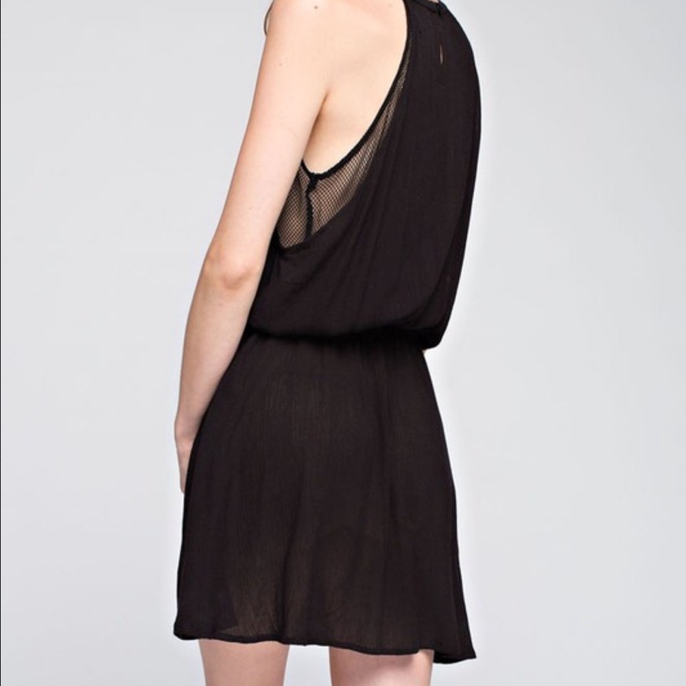 🥂 Modern Black Netting Dress 🌟 - Picture 5 of 6