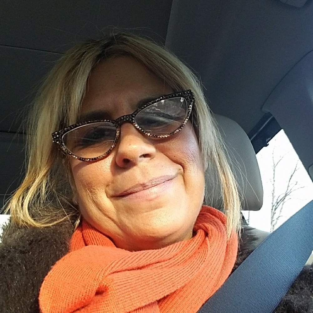 Meet your Posher, Christina