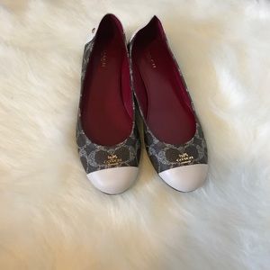 Coach flats