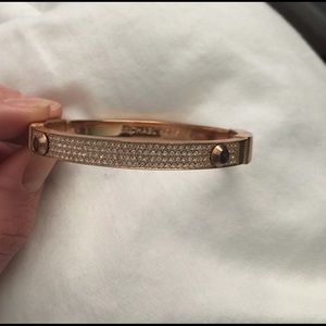 Michael kors rose gold bracelet
