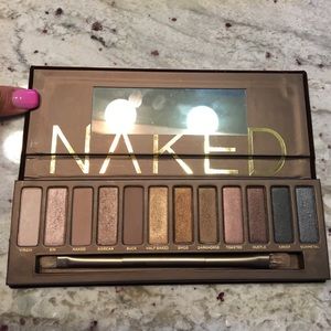 Naked palette