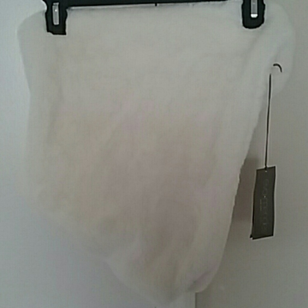 AUTHENTIC EVA MENDES FAUX FUR  STOW