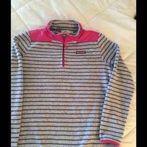 Vineyard Vines sweater pullover