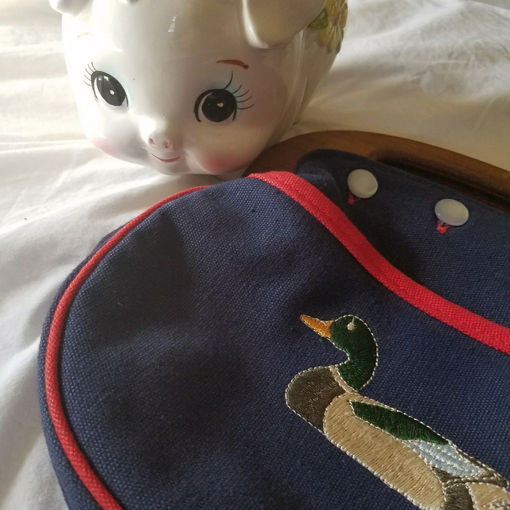SOLD Vintage 1950s-1960s Duck Bag - Picture 4 of 4