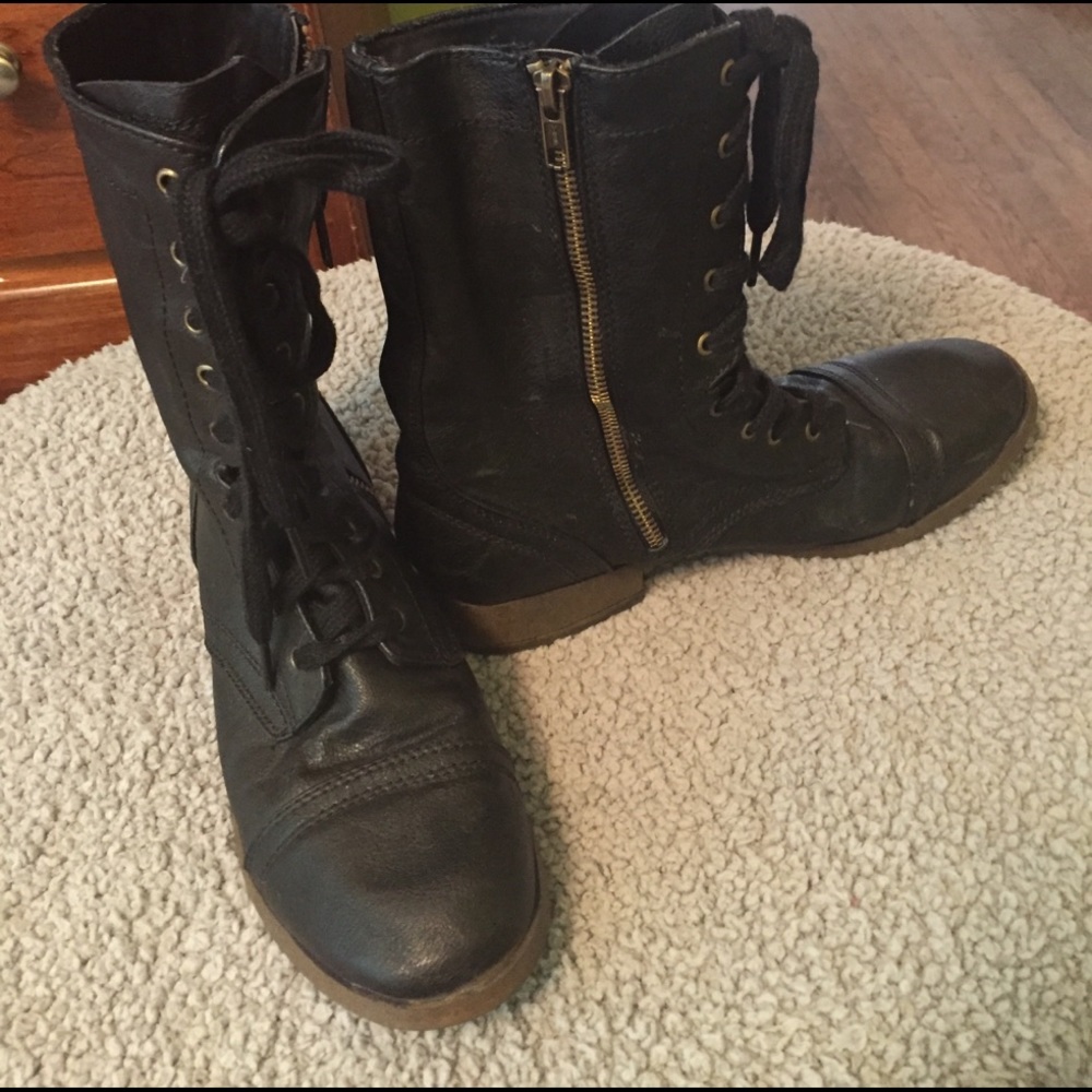 🤗Lace it up n Go Comfort Boot 🤗