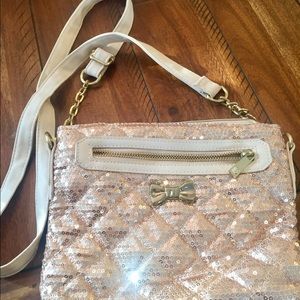 Never used cross body bag!