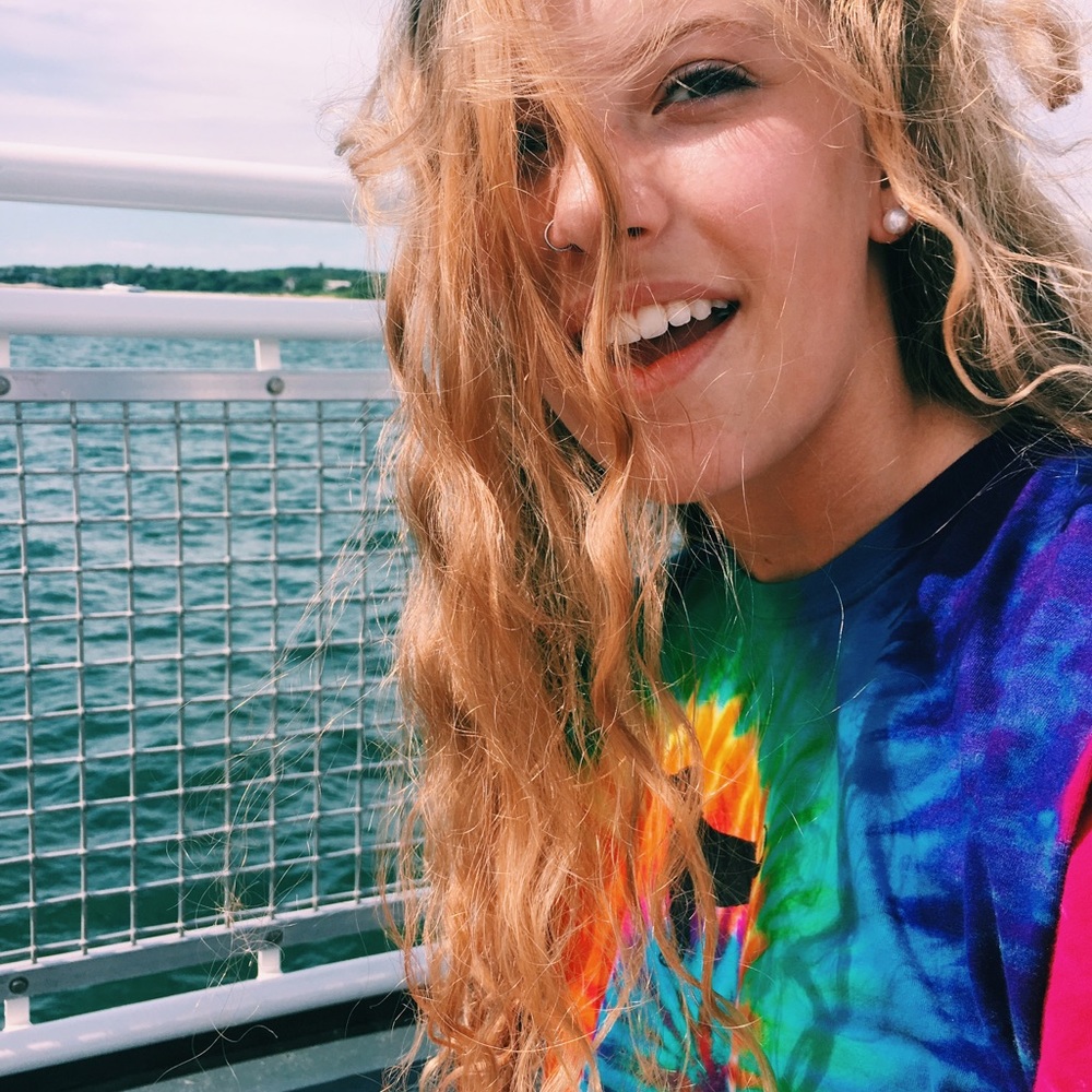 Meet your Posher, Madi