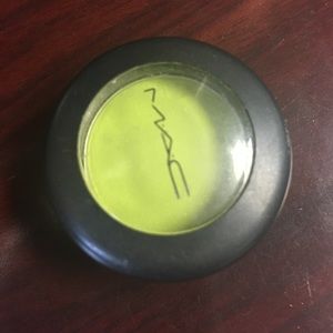 MAC Bitter eyeshadow