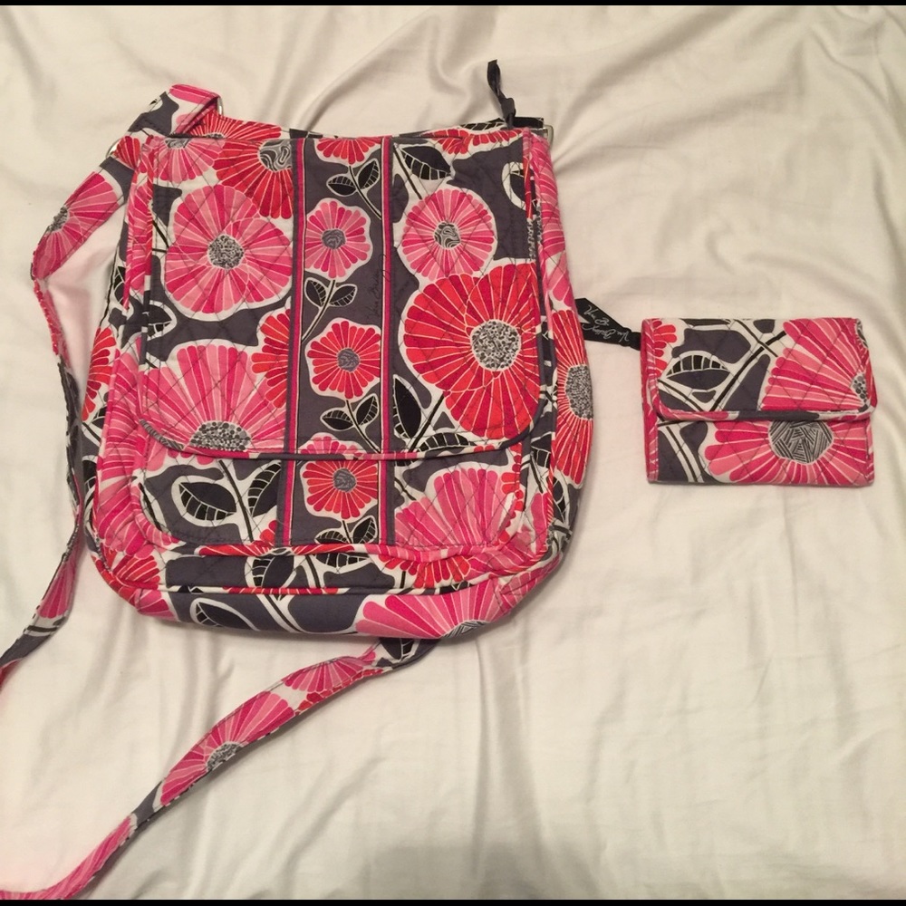 Vera Bradley Mail Bag and Wallet!