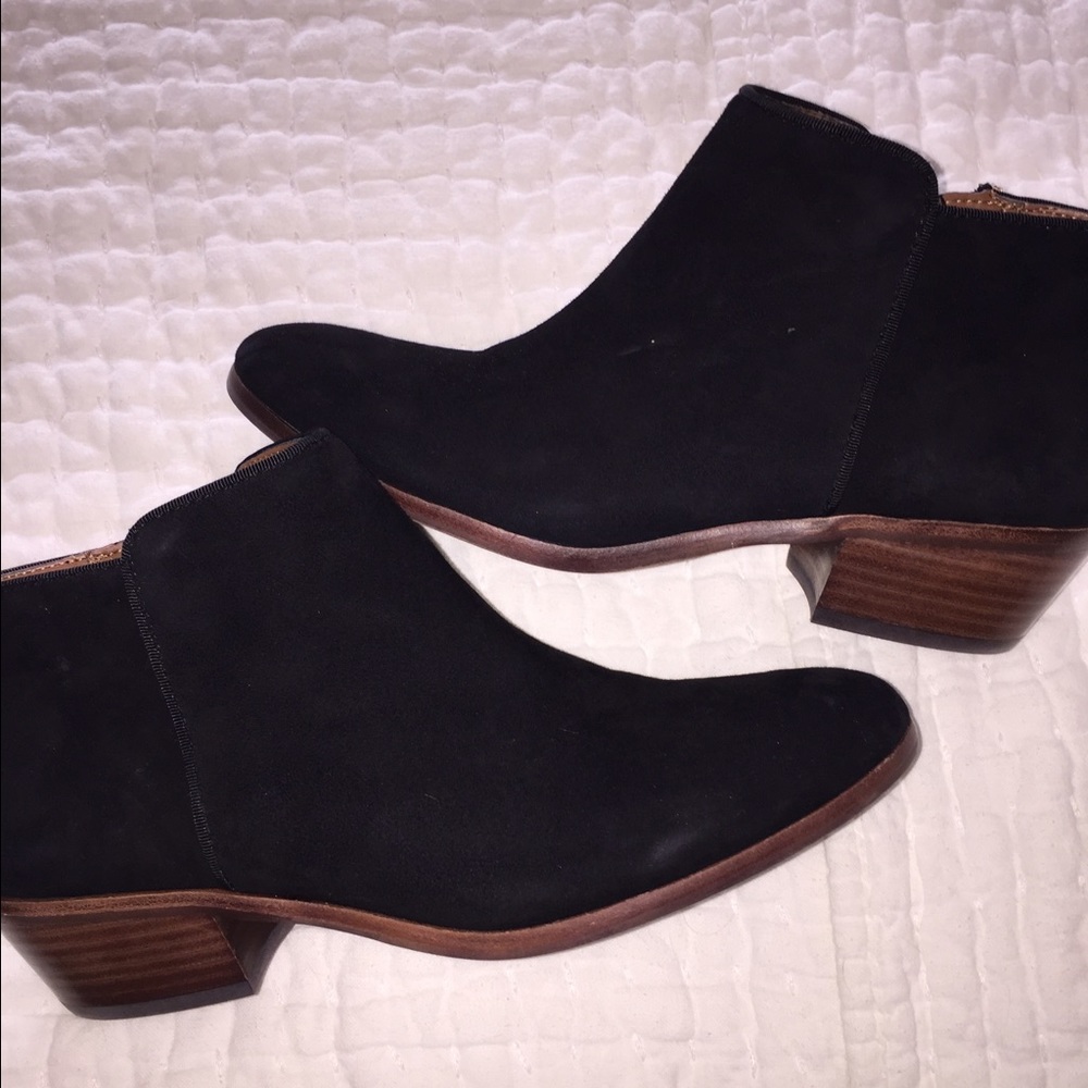 Sam Edelman Petty, black suede booties