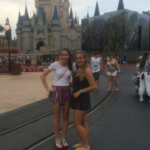 Meet your Posher, Nicole