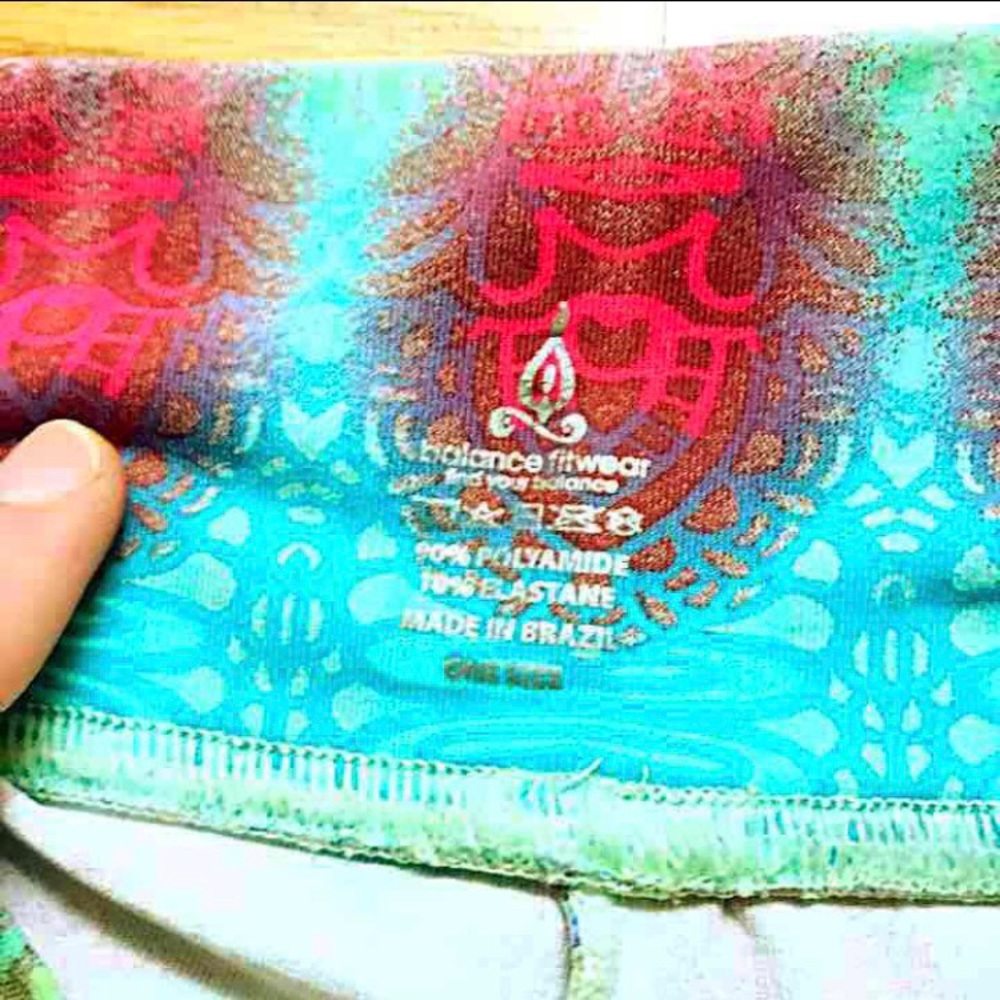 Basic Bali capris - Picture 3 of 3