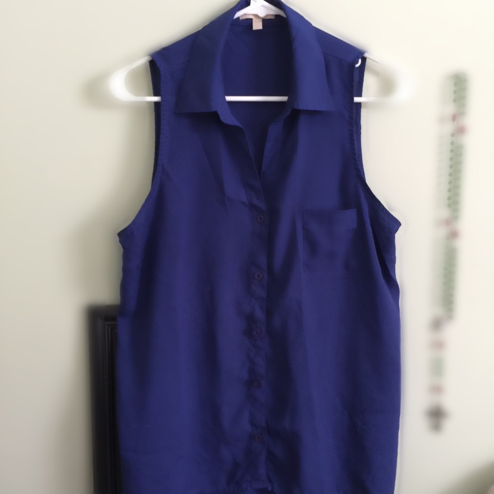 NY&CO Blue Sleeveless Button-Up