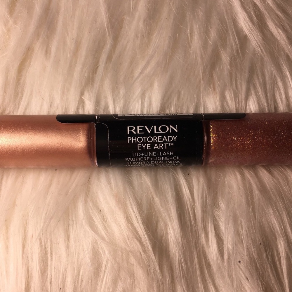 Revlon Photo ready Eye Art
