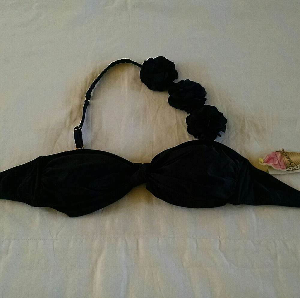 River Island Beach NWT size 8 bikini top