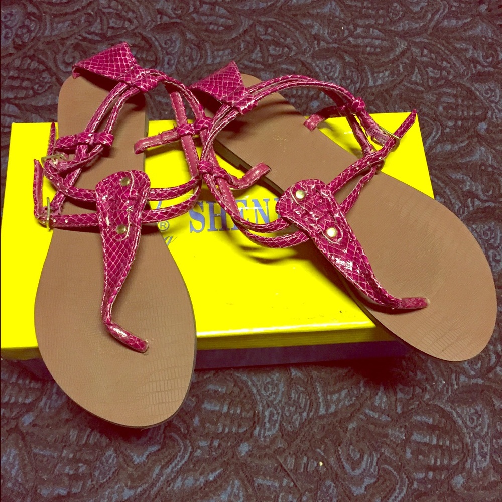 🛍Fuscia color Sandals