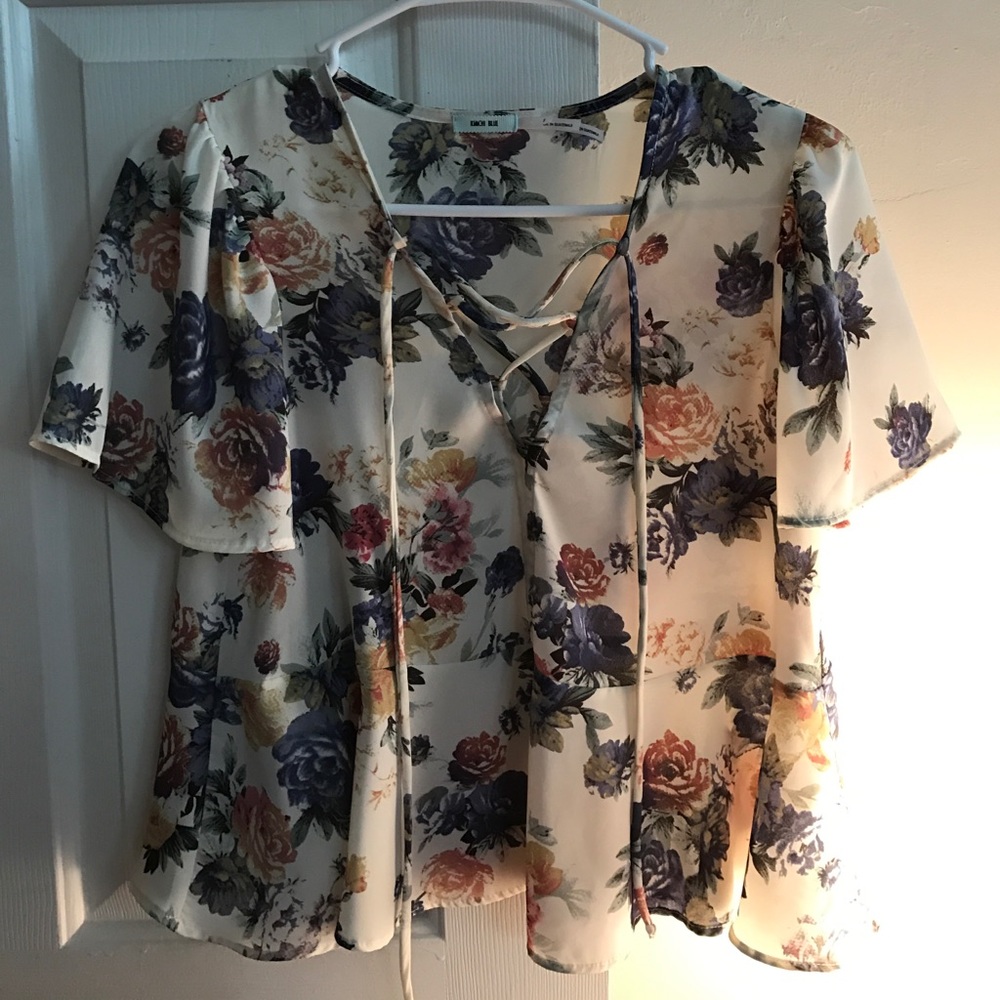 Kimichi blue floral blouse