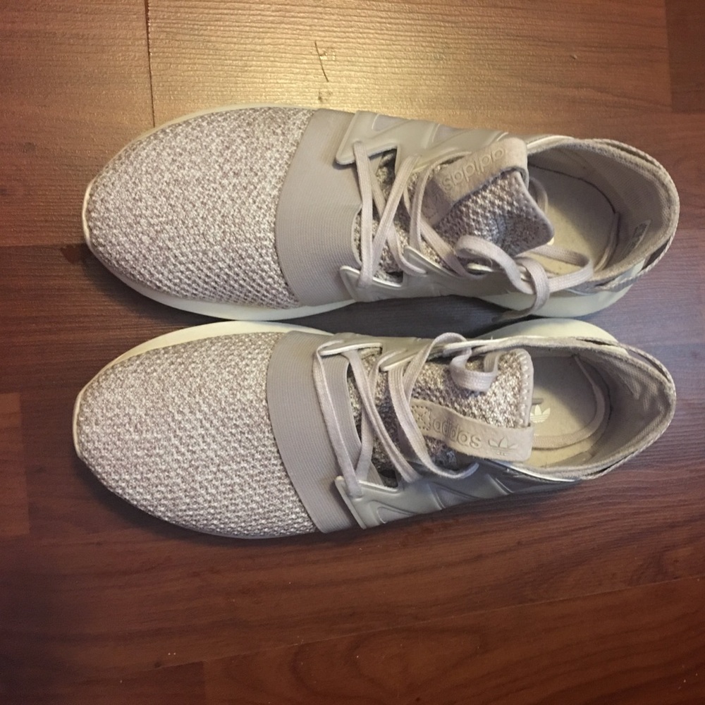 Adidas Women's Tubular Shoes Size 6 1/2 Lavender