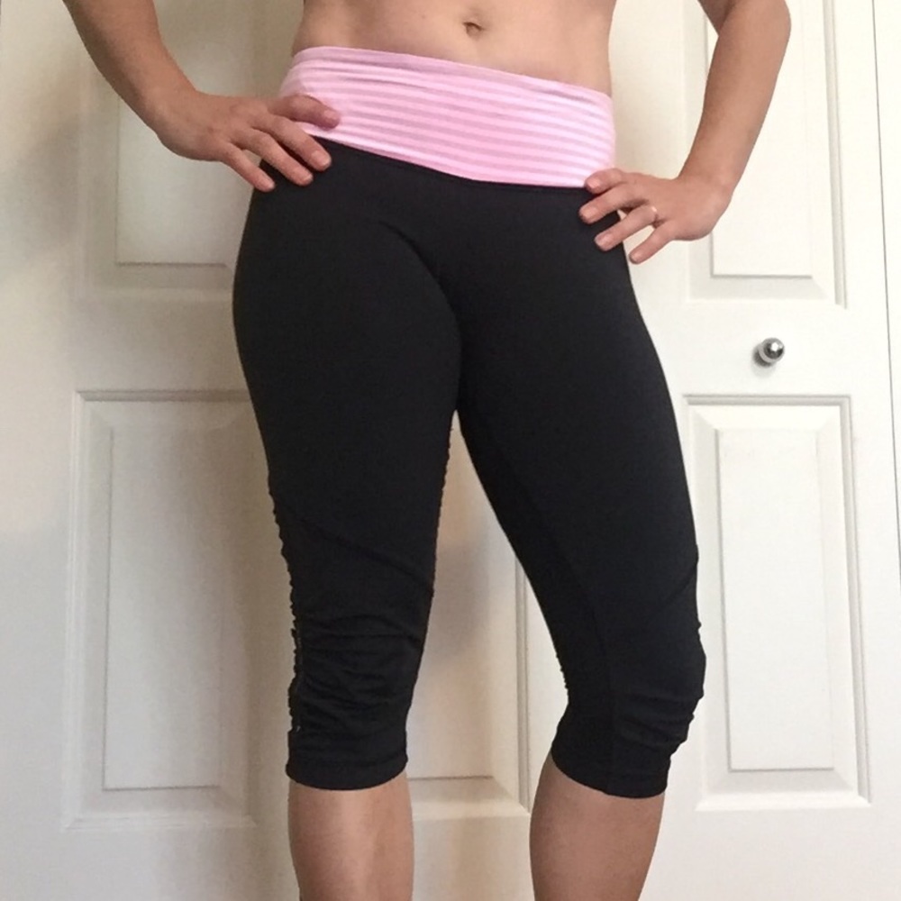 Lululemon Run For Your Life crops. Black, size 8.