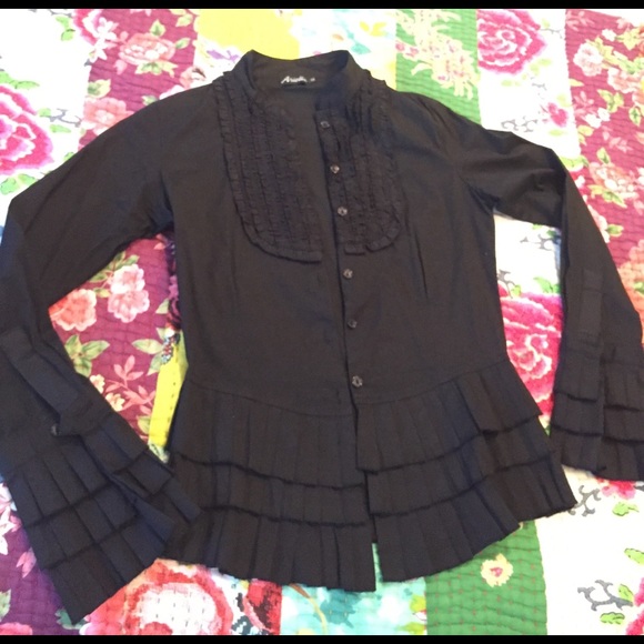 Black long sleeve button up. It runs small. - Picture 1 of 3