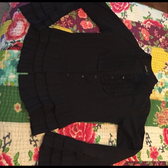 Black long sleeve button up. It runs small. - Picture 3 of 3