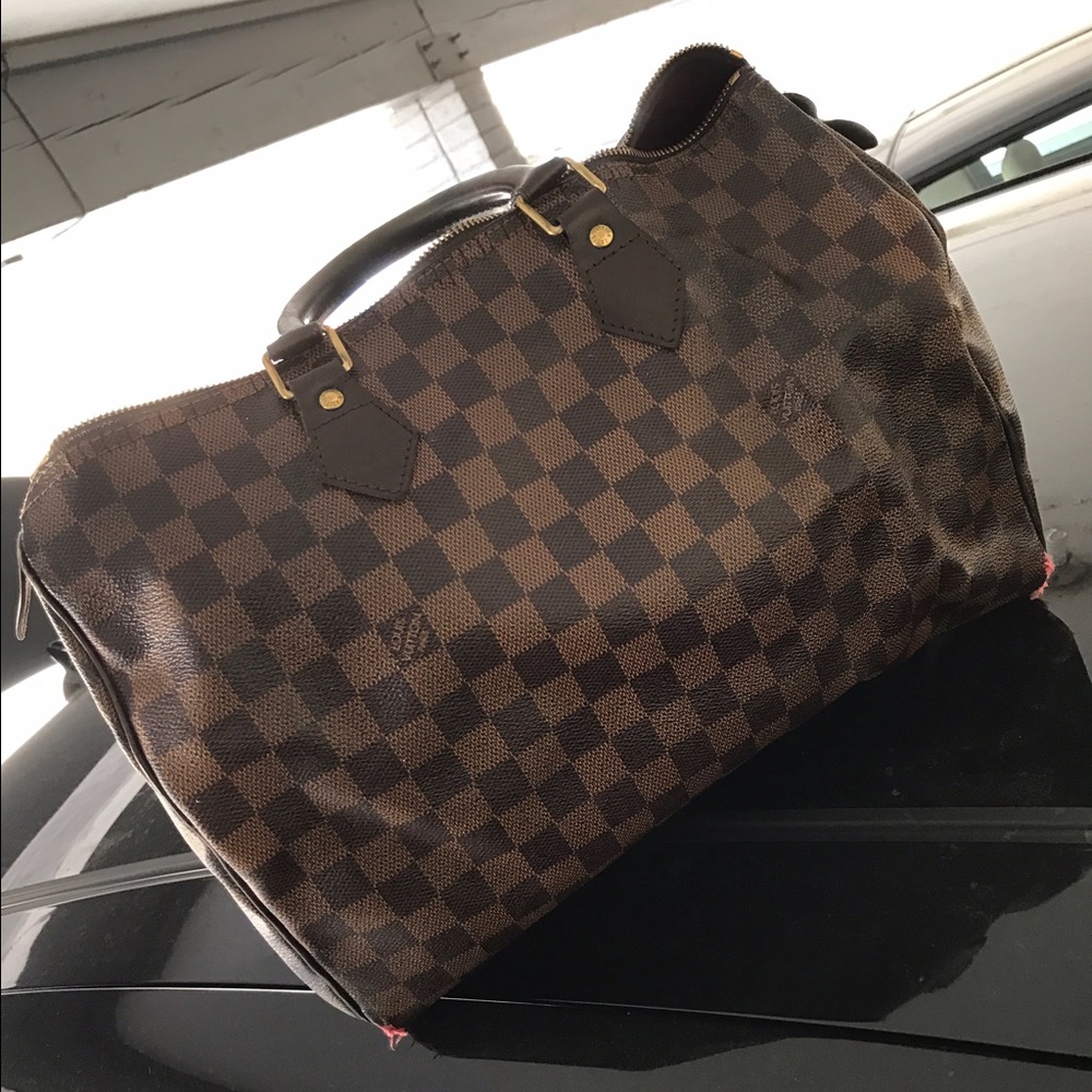 Louis Vuitton Damier Speedy 35 Very Used Condition