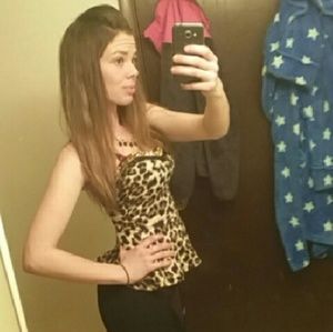 Meet your Posher, Kayla