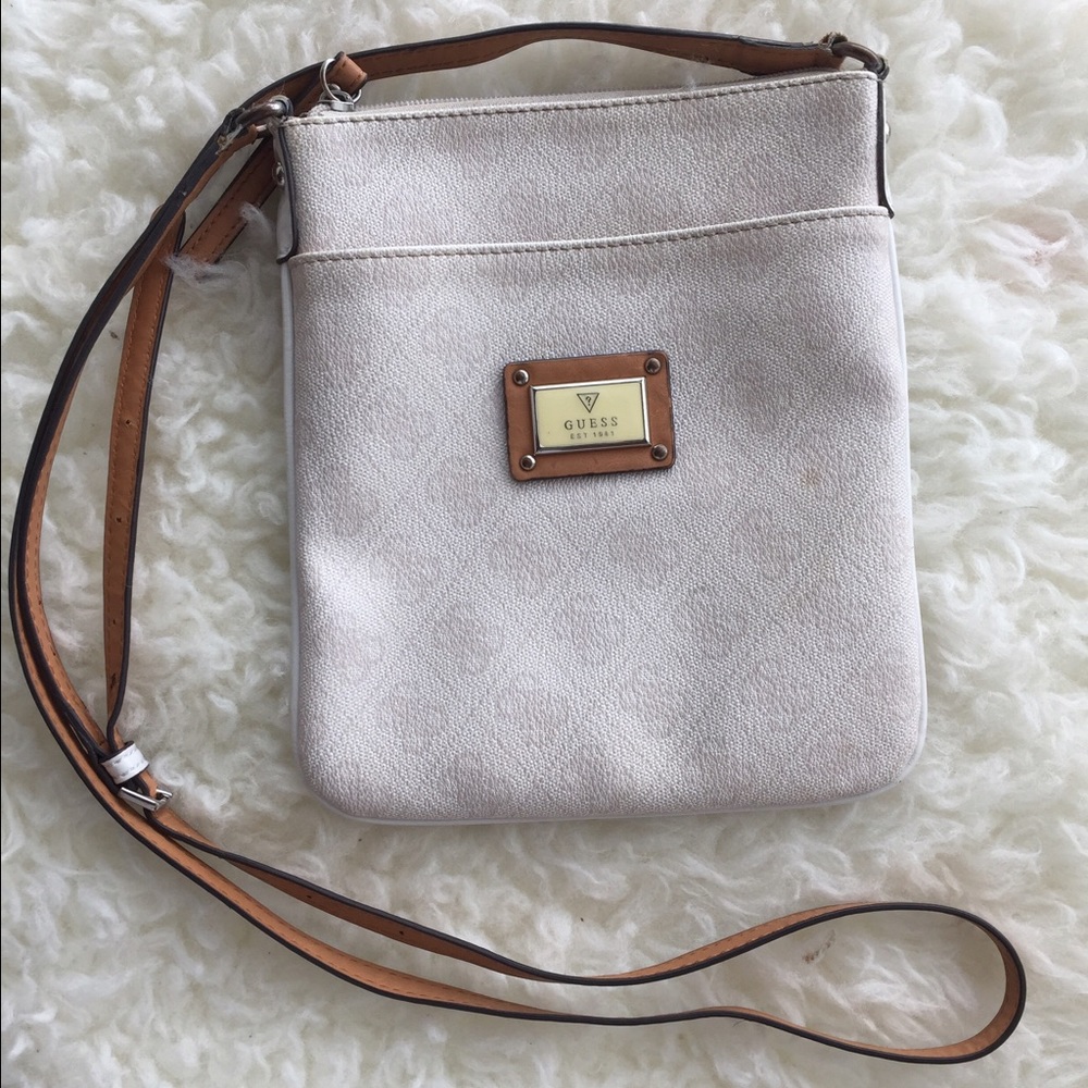 GUESS Crossbody Bag