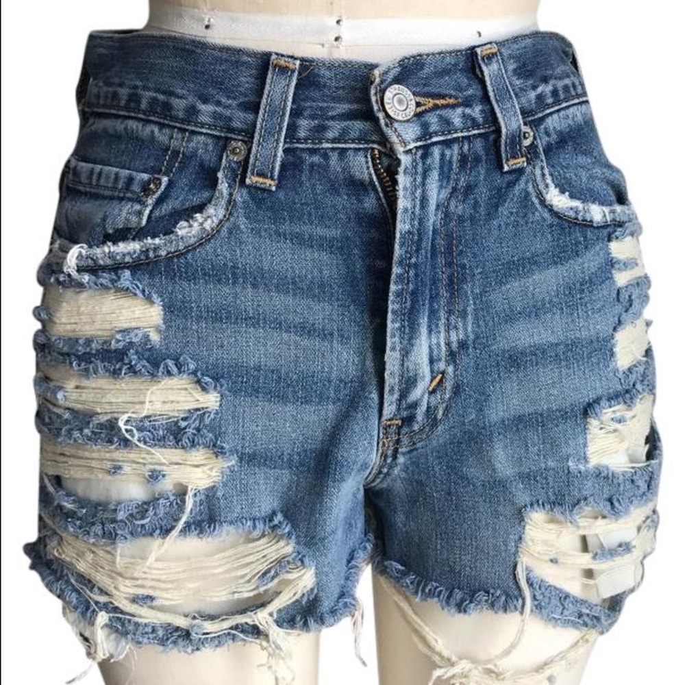 Ultra distressed Levi's denim shorts!