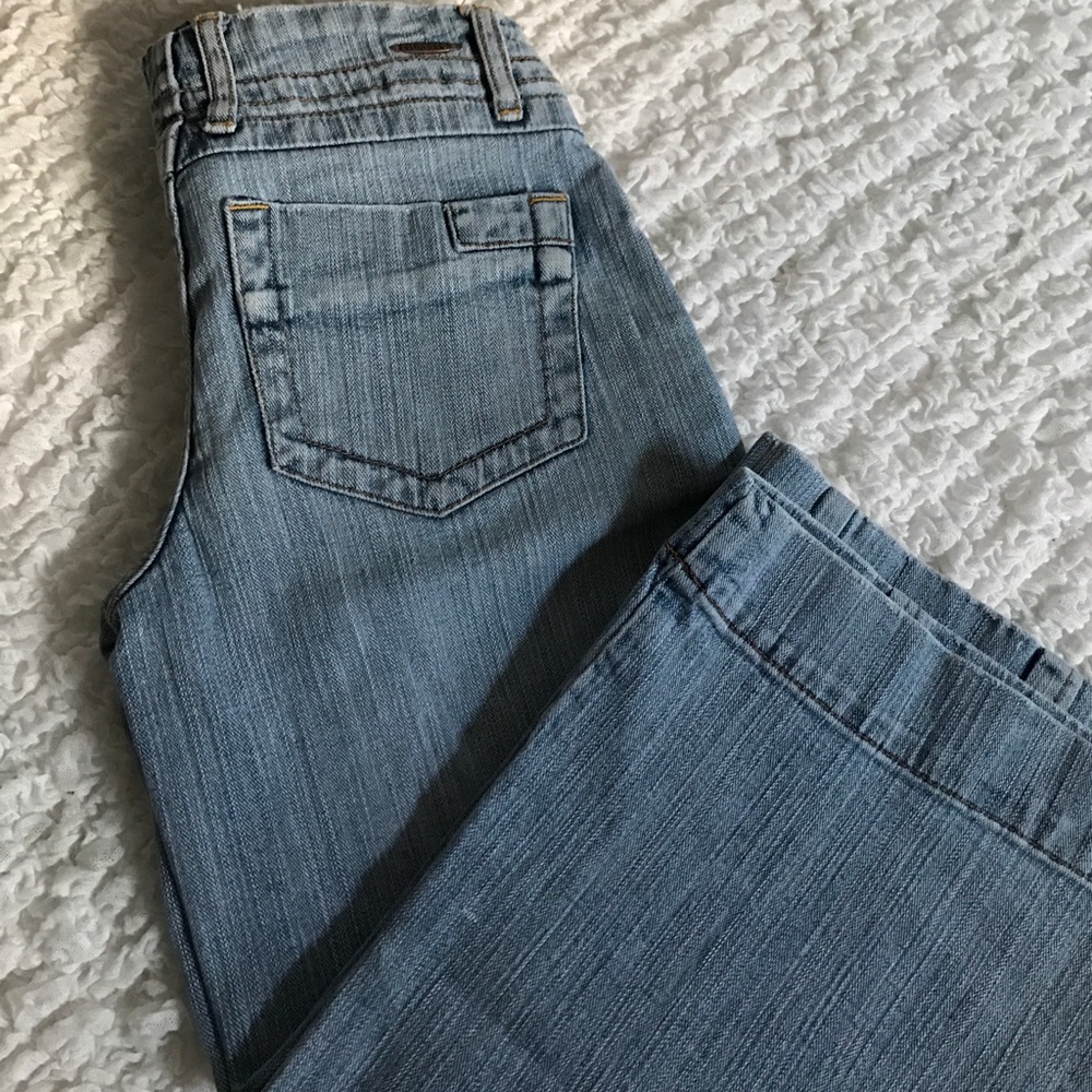 *Denim Wide Legged Cropped* SOLD