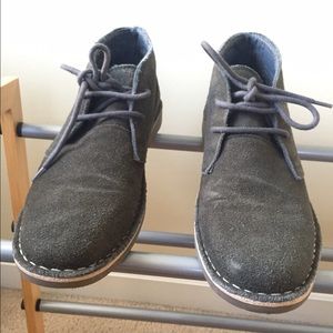 Hawkings McGill Grey Suede Desert Boot