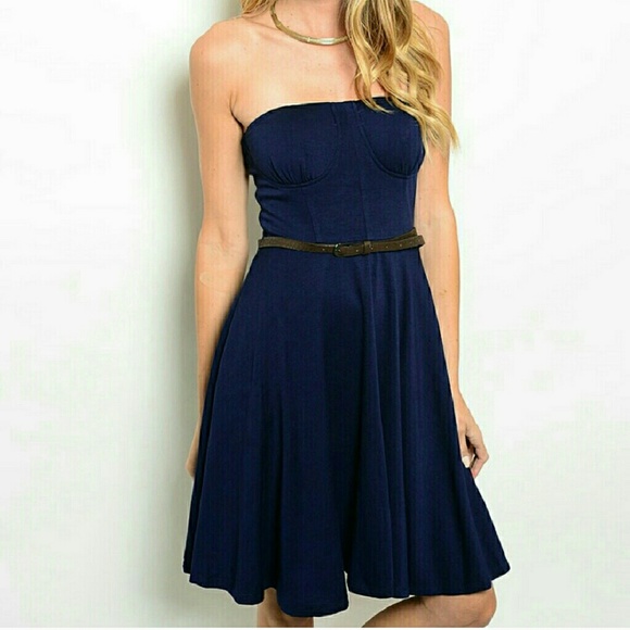 💋Belted Strapless Navy Midi dress - Picture 3 of 3