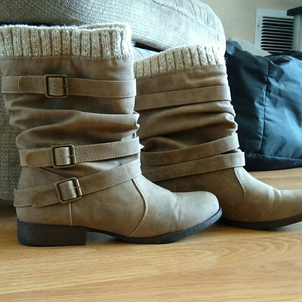 Light brown boots