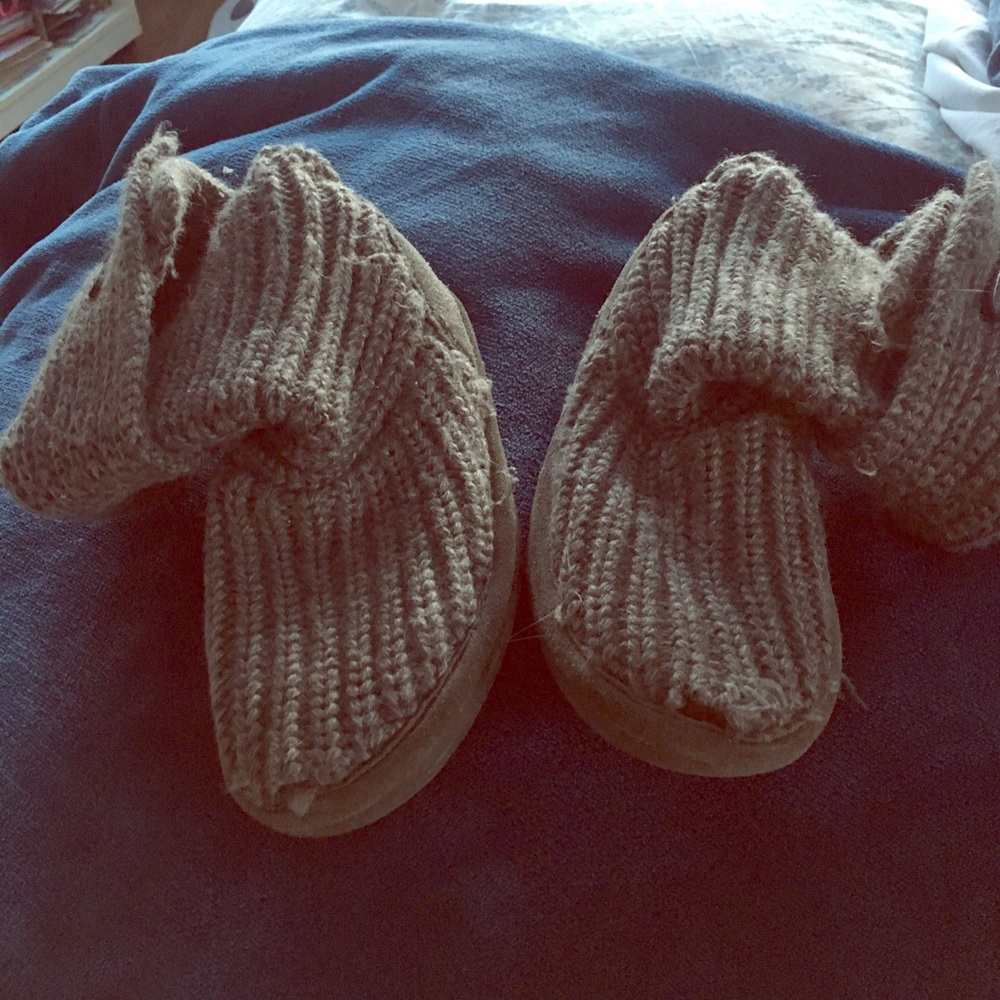 Girls Bear Paw boots